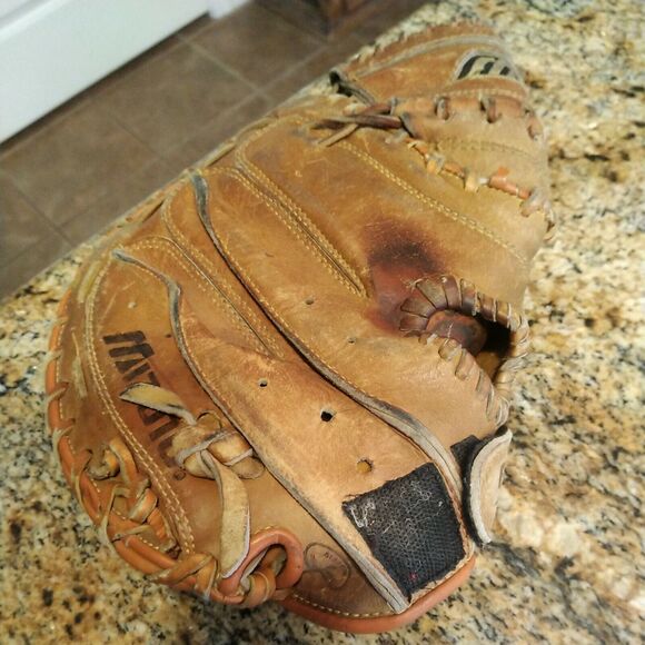 Baseball Glove Mizuno Franchise Model C001 Pro Scoop Catchers Mitt Power Lock - Picture 4 of 10